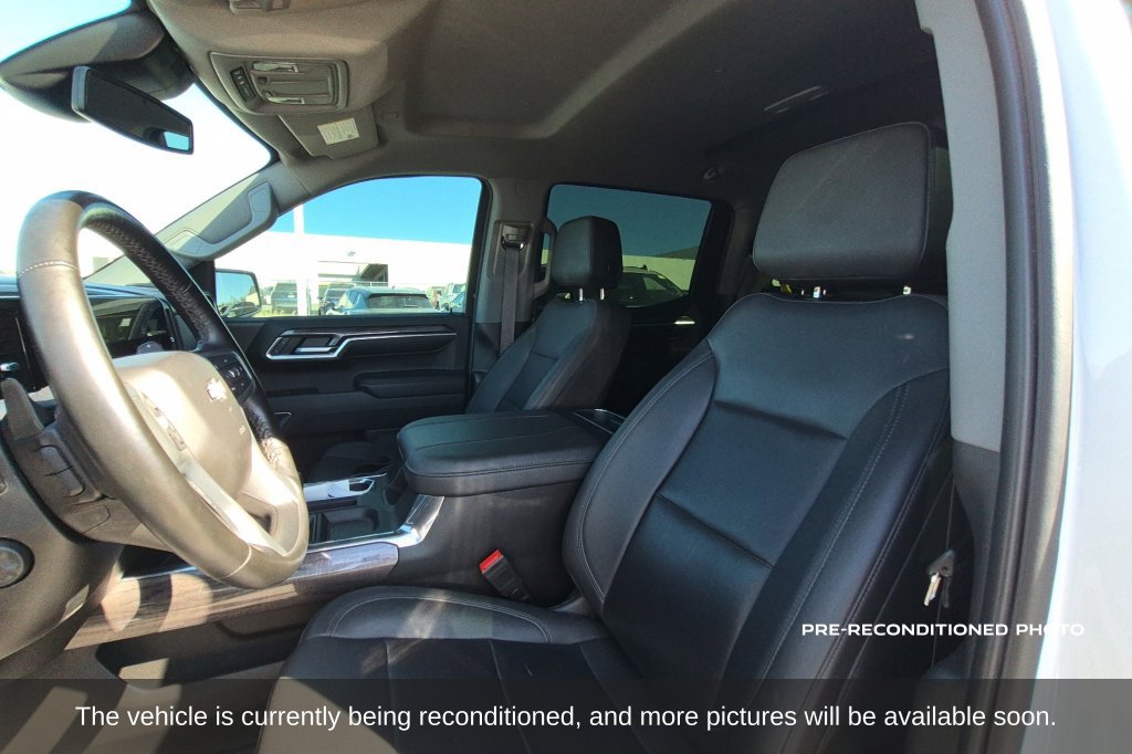 Used 2023 Chevrolet Silverado 1500 LTZ AWD/4WD image 11