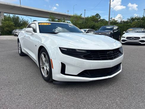 Used 2019 Chevrolet Camaro LT RWD image 1