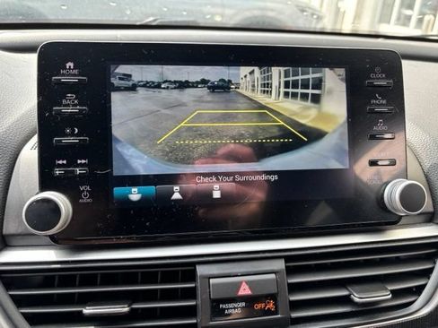 Used 2022 Honda Accord Sport image 13