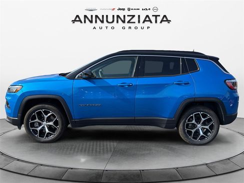 Certified 2024 Jeep Compass Limited image 2