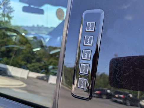 Used 2020 Ford F150 Lariat w/ Equipment Group 502A Luxury image 16