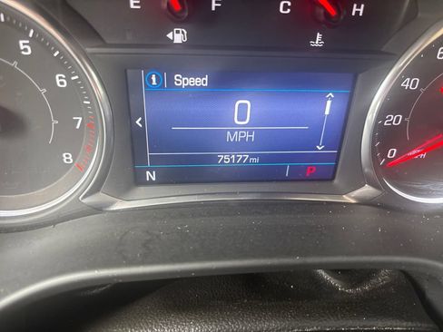 Used 2020 GMC Acadia SLE FWD image 22