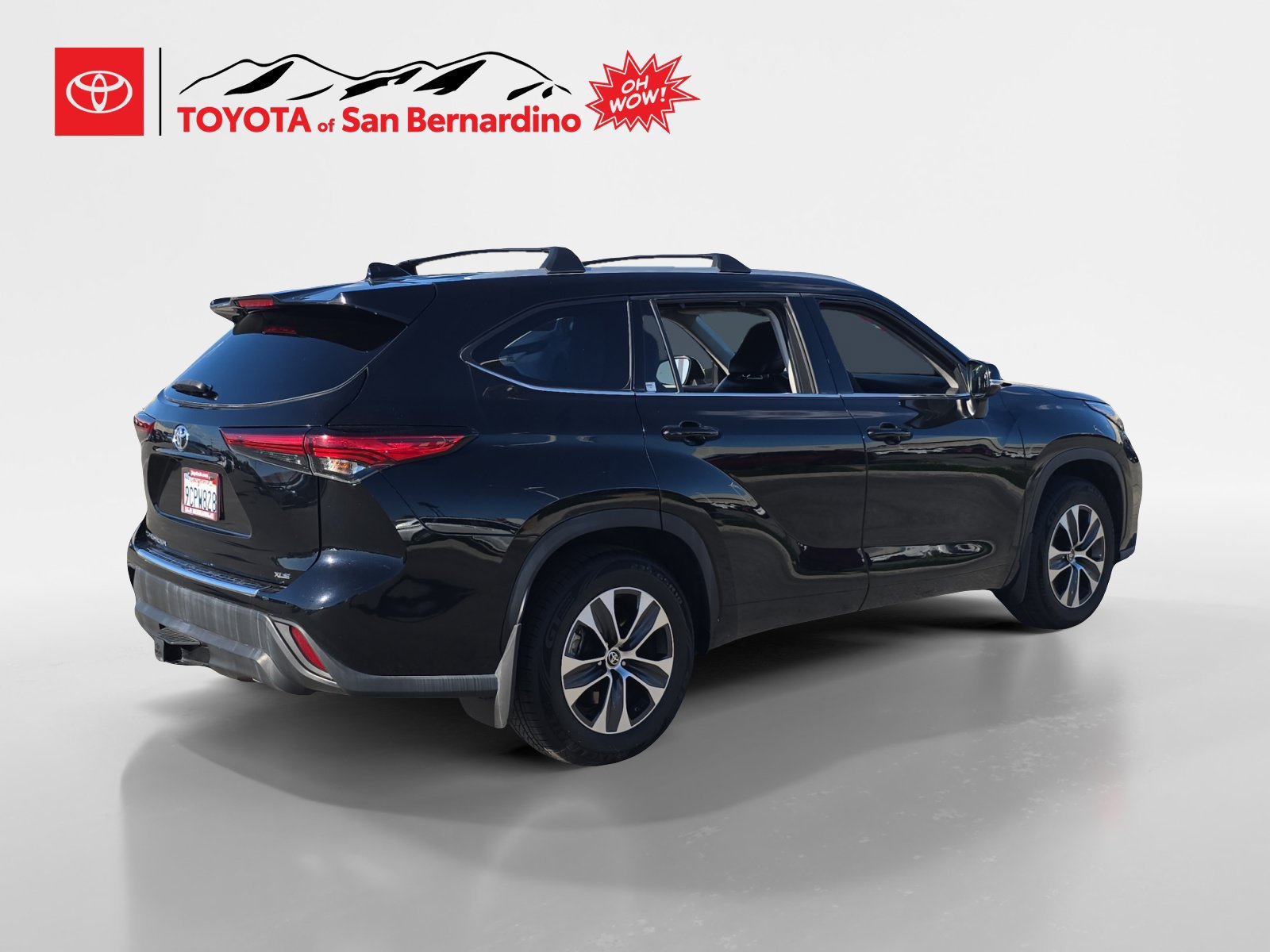 Used 2022 Toyota Highlander XLE FWD image 5