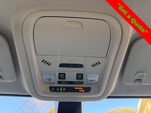 Used 2022 GMC Acadia Denali w/ Trailering Package image 29