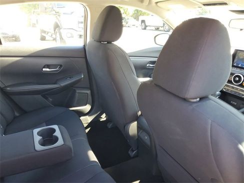 Used 2022 Nissan Sentra SV w/ Trunk Package image 28