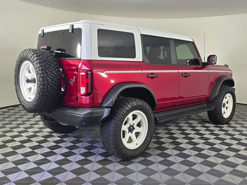 Used 2025 Ford Bronco Heritage Edition AWD/4WD image 3