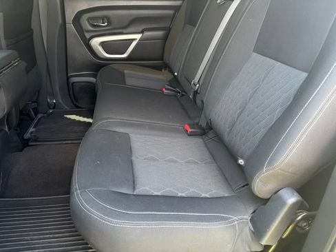 Used 2017 Nissan Titan S AWD/4WD image 10