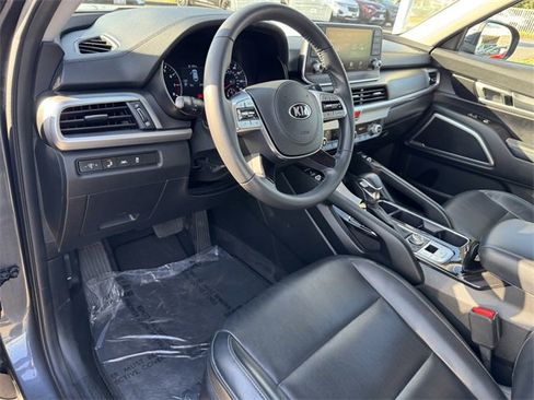 Used 2021 Kia Telluride S image 9