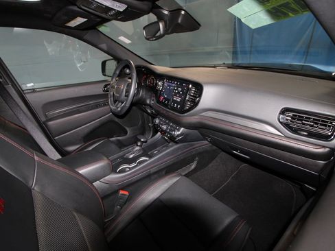 Used 2024 Dodge Durango R/T image 24