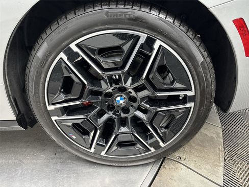 New 2026 BMW iX M70 image 27