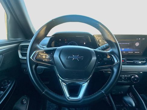 Used 2025 Chevrolet TrailBlazer ACTIV w/ Convenience Package image 11