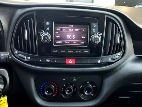 Used 2021 RAM ProMaster City Tradesman w/ Window Group 09 image 17