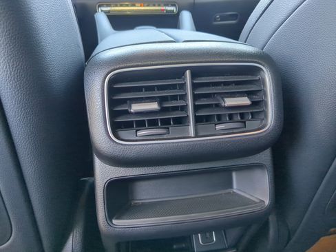 Used 2022 Mercedes-Benz GLE 450 4MATIC image 15