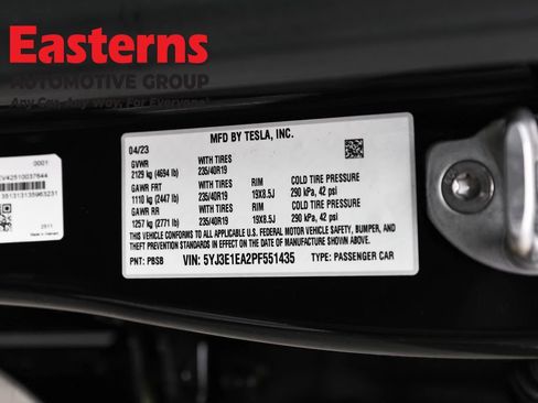 Used 2023 Tesla Model 3 Standard Range image 34