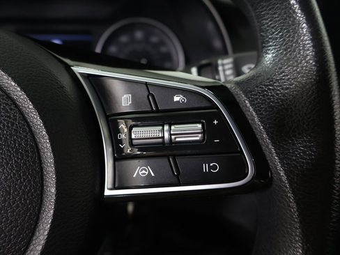 Used 2023 Kia Forte LXS w/ LXS Technology Package image 33