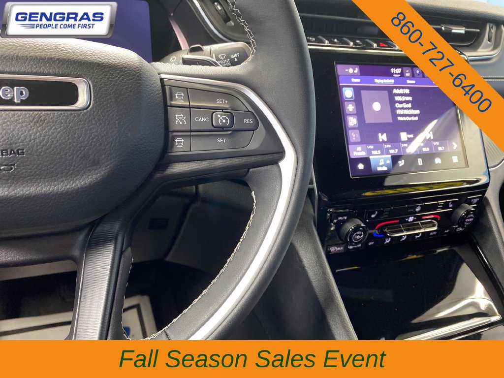 Used 2023 Jeep Grand Cherokee L Altitude AWD/4WD image 22