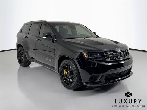 Used 2018 Jeep Grand Cherokee Trackhawk w/ Trailer Tow Group IV AWD/4WD image 3