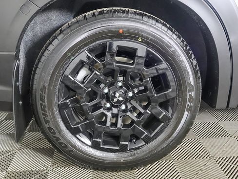 New 2026 Mitsubishi Outlander Trail Edition image 23