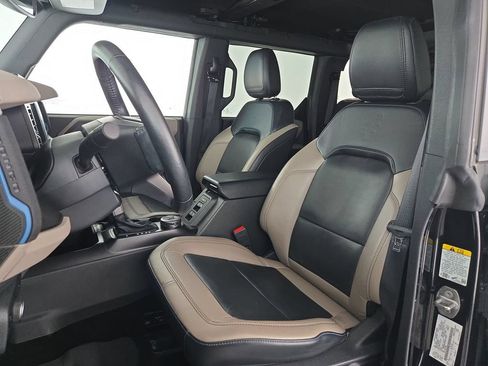 Used 2022 Ford Bronco Wildtrak AWD/4WD image 25