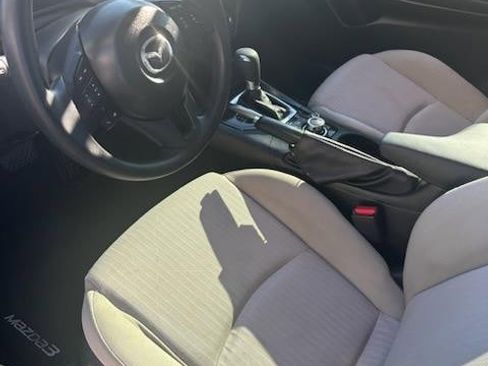 Used 2015 MAZDA MAZDA3 i Sport image 7