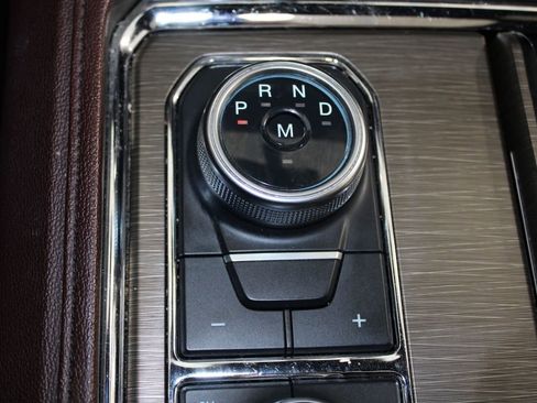 Used 2024 Ford Expedition Limited image 47