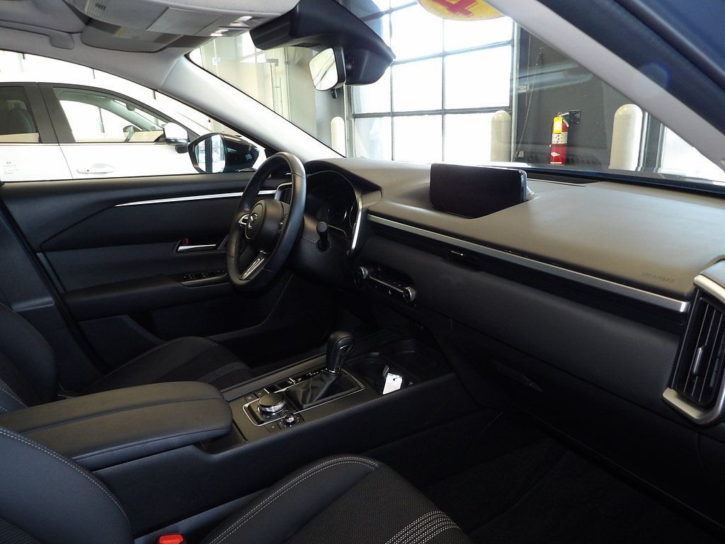 Certified 2024 MAZDA CX-50 AWD 2.5 S w/ Cargo Package image 12