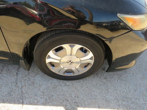 Used 2012 Honda Civic Hybrid Sedan image 28