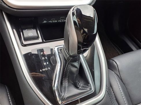 Used 2023 Subaru Outback Limited image 19