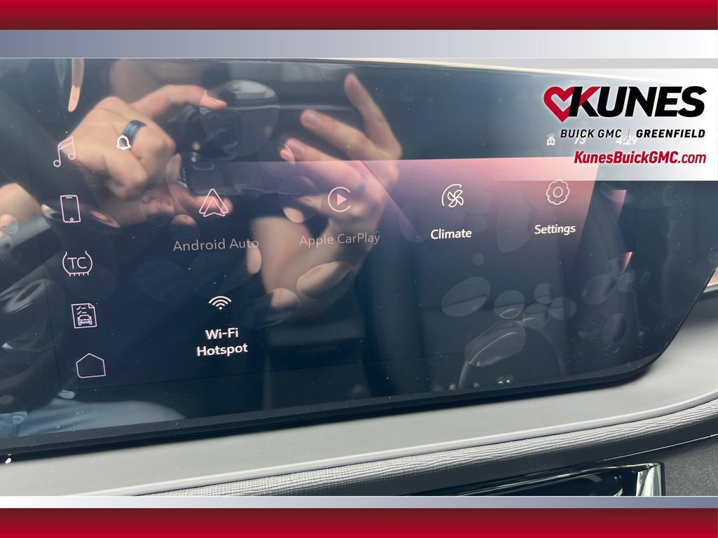 New 2026 Buick Envista Sport Touring w/ Convenience I Package FWD image 25