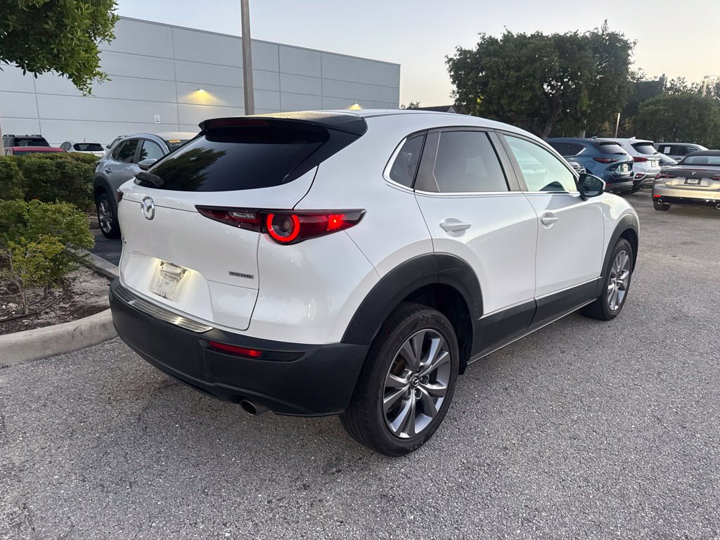 Used 2021 MAZDA CX-30 FWD 2.5 S w/ Select Package image 2