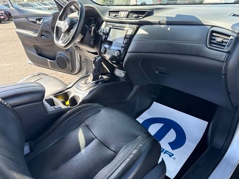 Used 2019 Nissan Rogue SL AWD/4WD image 23