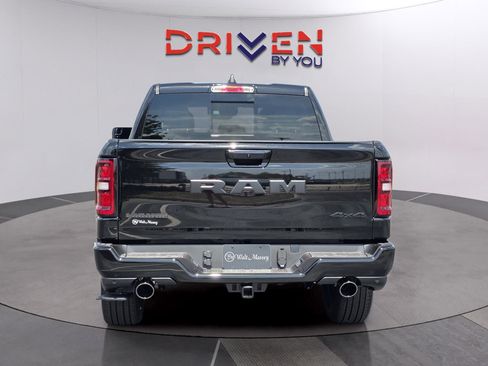 New 2026 RAM 1500 Laramie AWD/4WD image 4