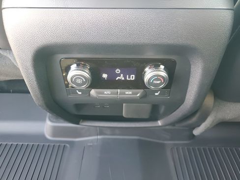 New 2026 GMC Acadia AT4 w/ Luxury Package AWD/4WD image 25