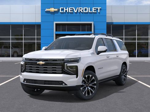 New 2025 Chevrolet Suburban High Country image 6