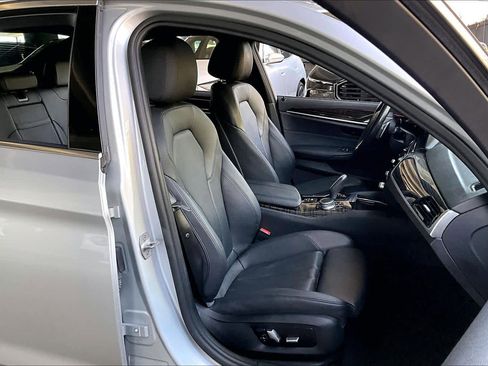 Used 2018 BMW 530i image 8
