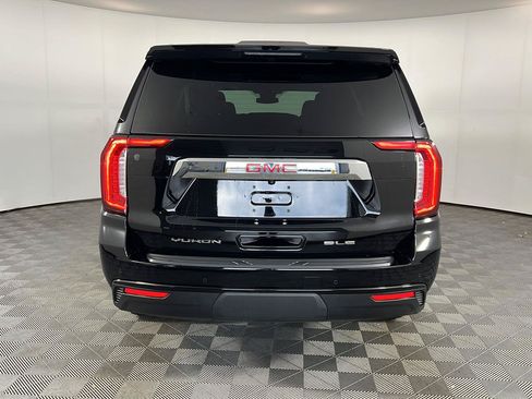 Used 2023 GMC Yukon SLE AWD/4WD image 16