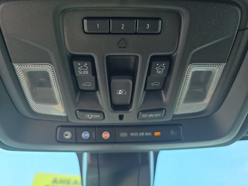 Used 2023 Chevrolet Silverado 2500 High Country w/ Z71 Off-Road Package AWD/4WD image 28