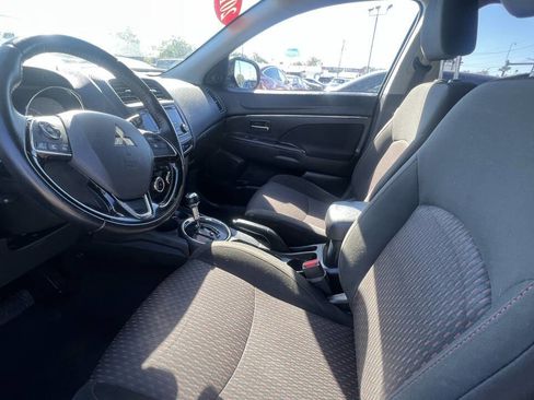 Used 2017 Mitsubishi Outlander Sport ES image 12