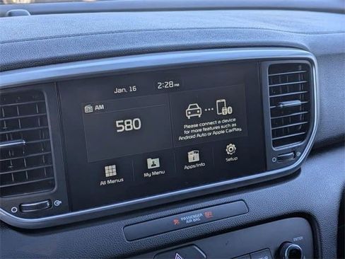 Used 2022 Kia Sportage LX image 12