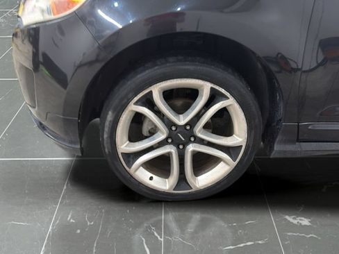 Used 2011 Ford Edge Sport w/ Driver Entry Pkg AWD/4WD image 14