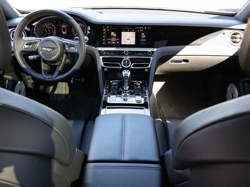 New 2026 Bentley Flying Spur image 2