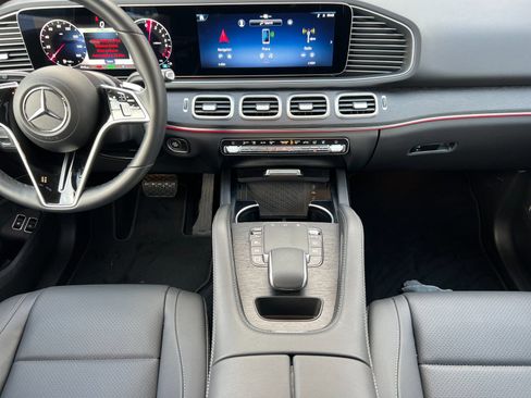 Certified 2025 Mercedes-Benz GLE 450e 4MATIC image 13