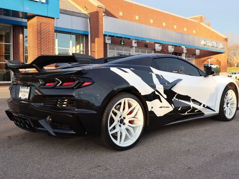Used 2024 Chevrolet Corvette Z06 image 38