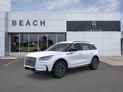 New 2026 Lincoln Corsair Premiere image 2