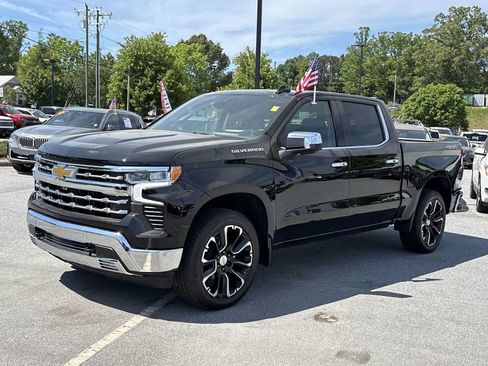 New 2026 Chevrolet Silverado 1500 LTZ w/ LTZ Premium Package AWD/4WD image 2
