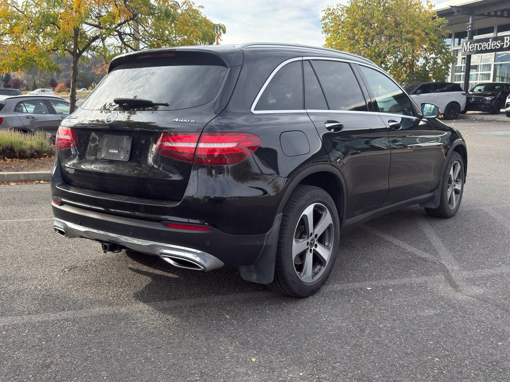 Used 2019 Mercedes-Benz GLC 300 4MATIC image 7