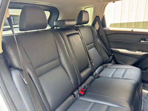 Used 2023 Nissan Rogue SV w/ SV Premium Package FWD image 34