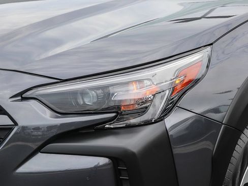 Certified 2025 Subaru Outback Premium AWD/4WD image 10