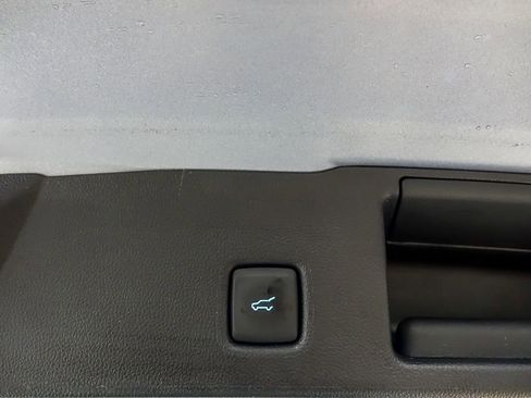 Used 2022 Ford Escape SEL w/ Technology Package image 26