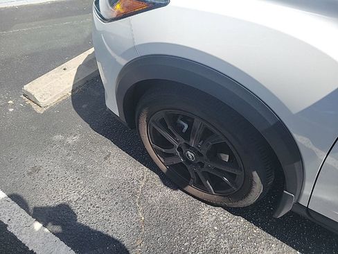 Used 2023 Nissan Kicks SR w/ SR Premium Package image 20